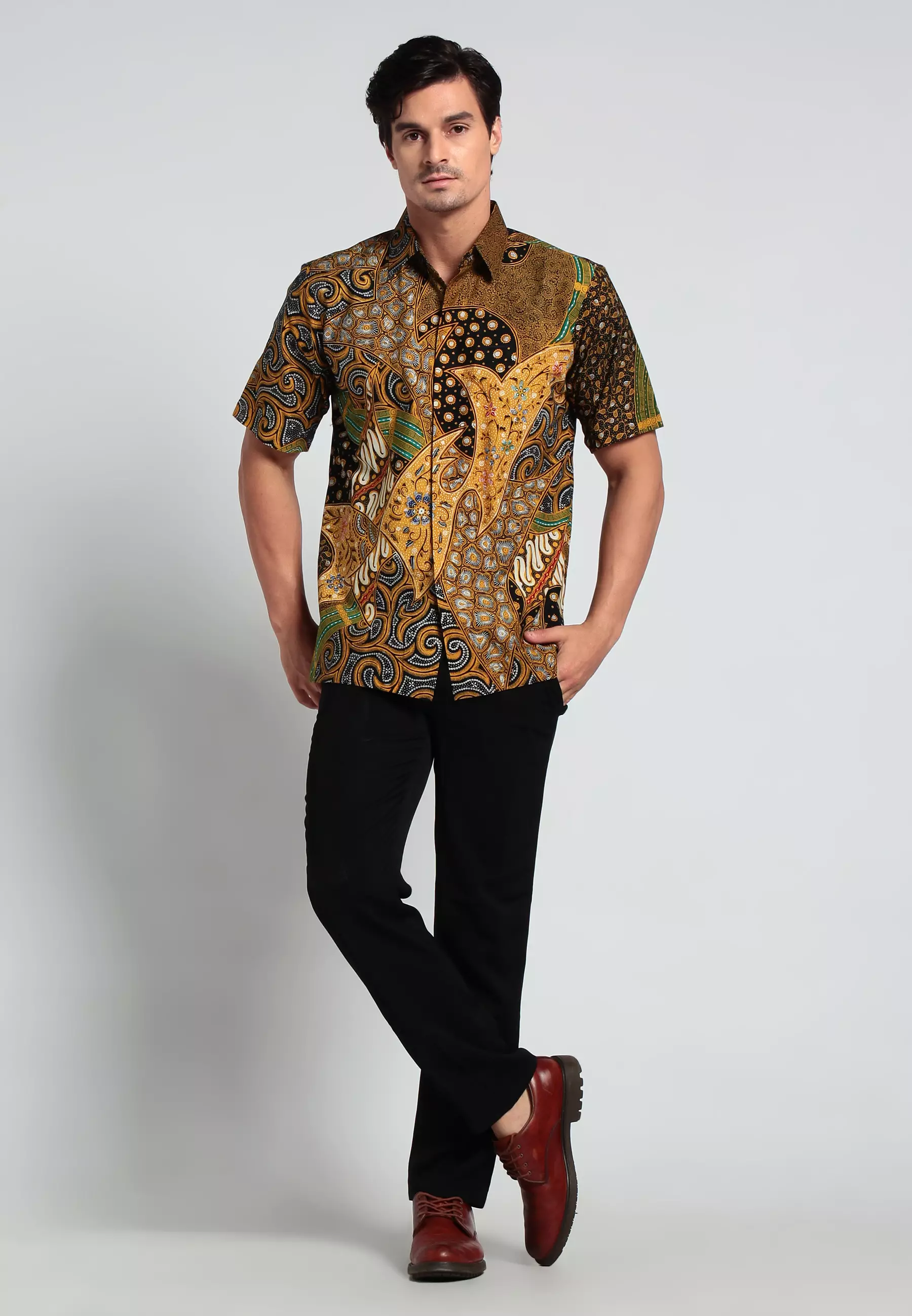 Rama wijaya lengan pendek slimfit