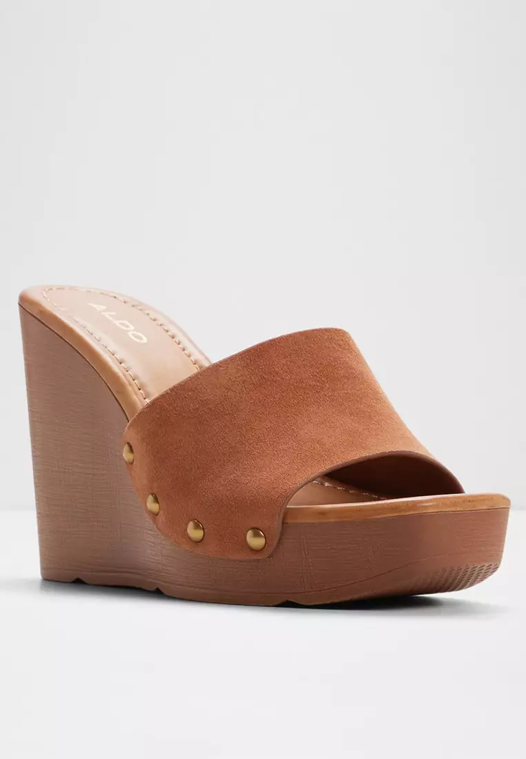 Grounded Wedge Sandals