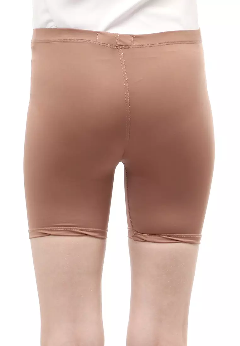 Hot Pants Motif Polos Design Simple Dalaman Wanita Relaxed Fit - Mocca
