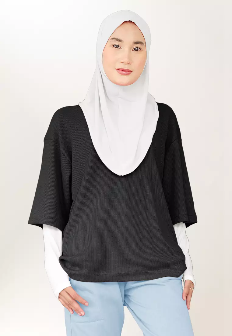 Zelena - Tavia Waffle Tshirt Pocket | Kaos Wanita Pria Olahraga Basic - Black