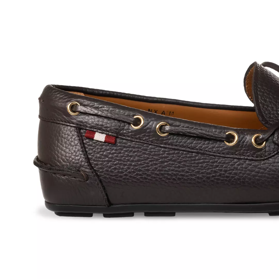 Clay Driver in Grained Leather - Brown