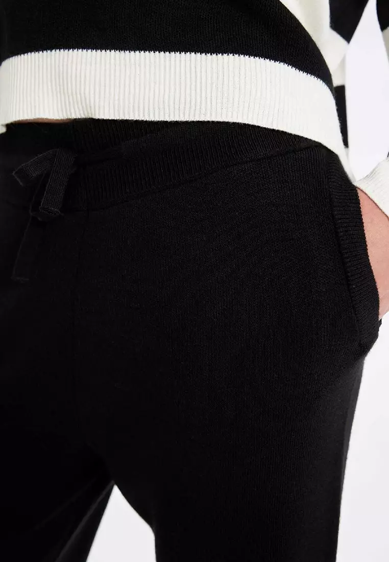 Drawstrings Trousers