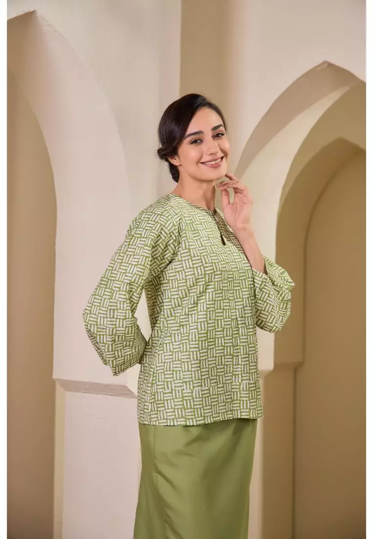 Kurung Kedah Batik Moden