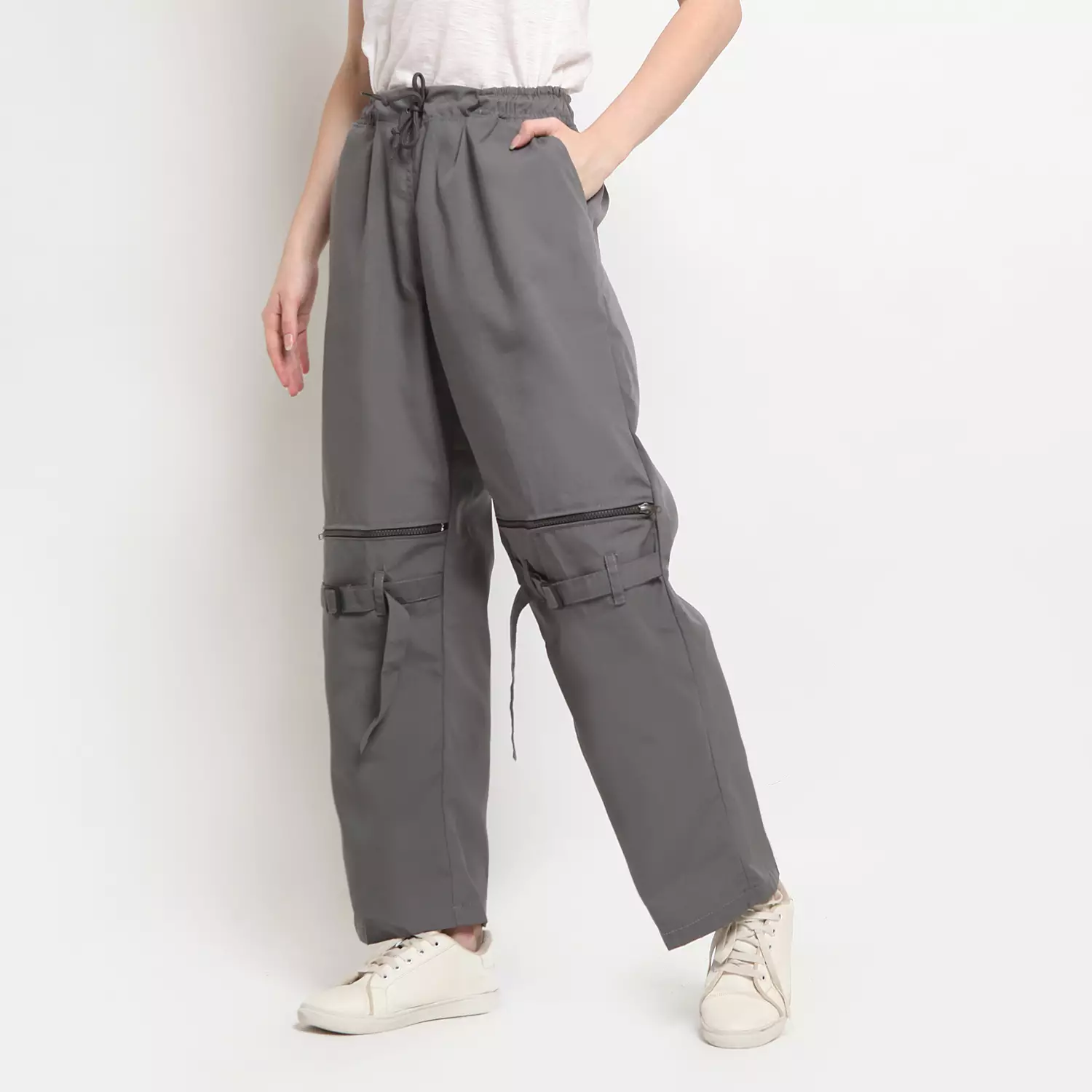 OKECHUKU Queen Celana Hypebeast Loose Fit Pants Streetwear Techwear Baggy Pants Wanita
