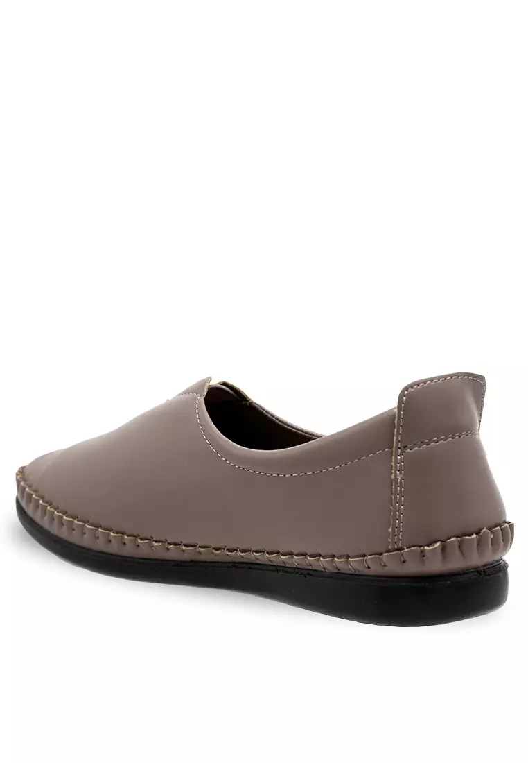 Round Toe Loafers