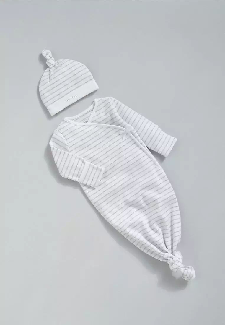 2 Piece Stripe Knotted Ba Gown And Hat Set