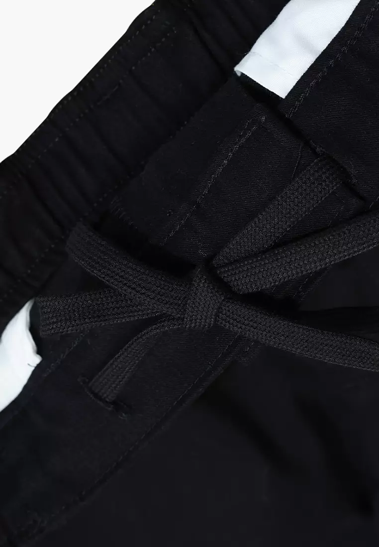 Celana Panjang Chinos Pria Reguler Taper Fit DENVER BLACK Celana Chino Pria