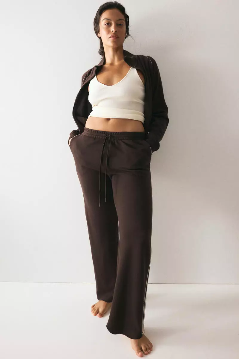 Drawstring sweatpants