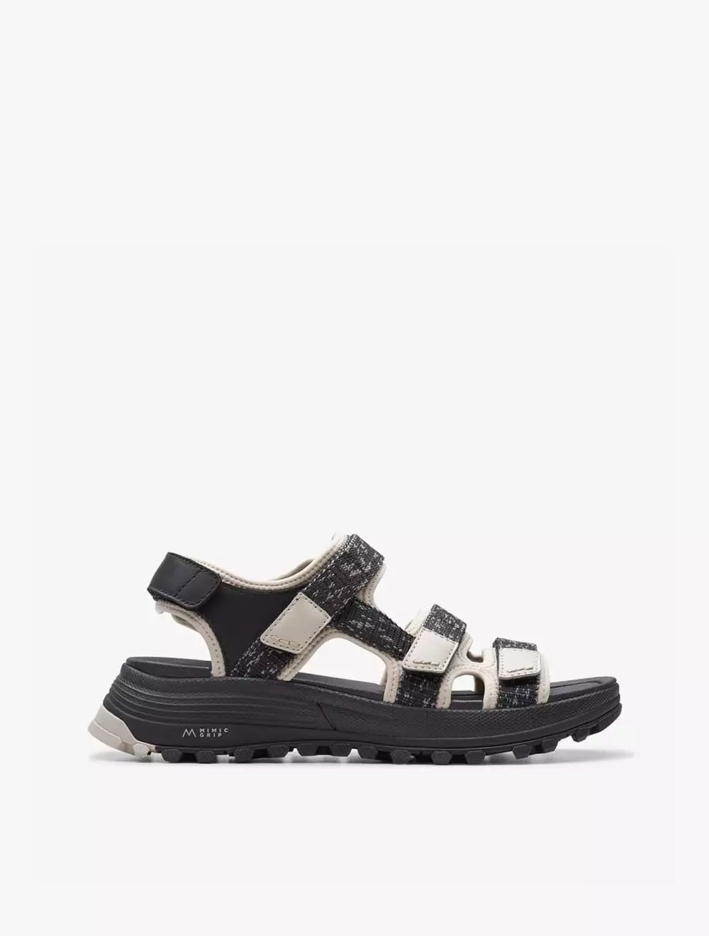 Clarks Women's Atl Trek Strap Sandals