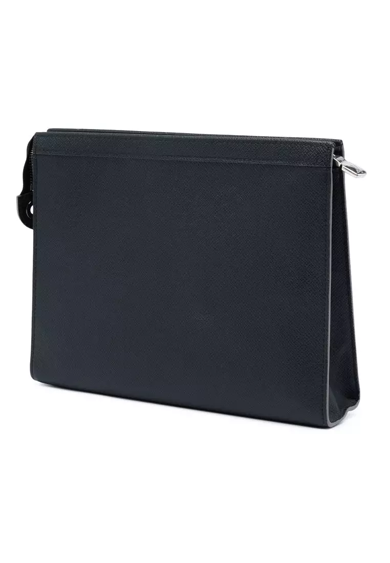 Pre-Loved Louis Vuitton Taiga Articles De Voyage Pochette Voyage Mm