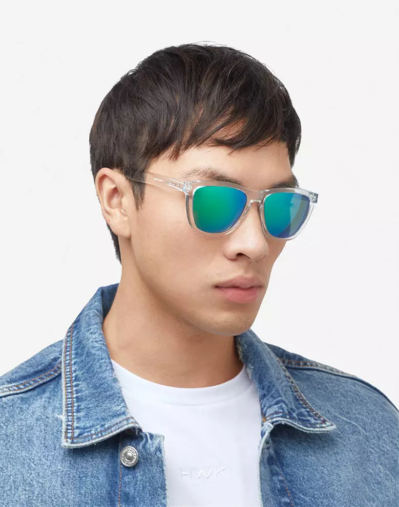 HAWKERS POLARIZED Air Emerald ONE RAW. Sunglasses for Men and Women, Unisex. UV400 protection. Official product designed and made in Spain. HONR21TFTP