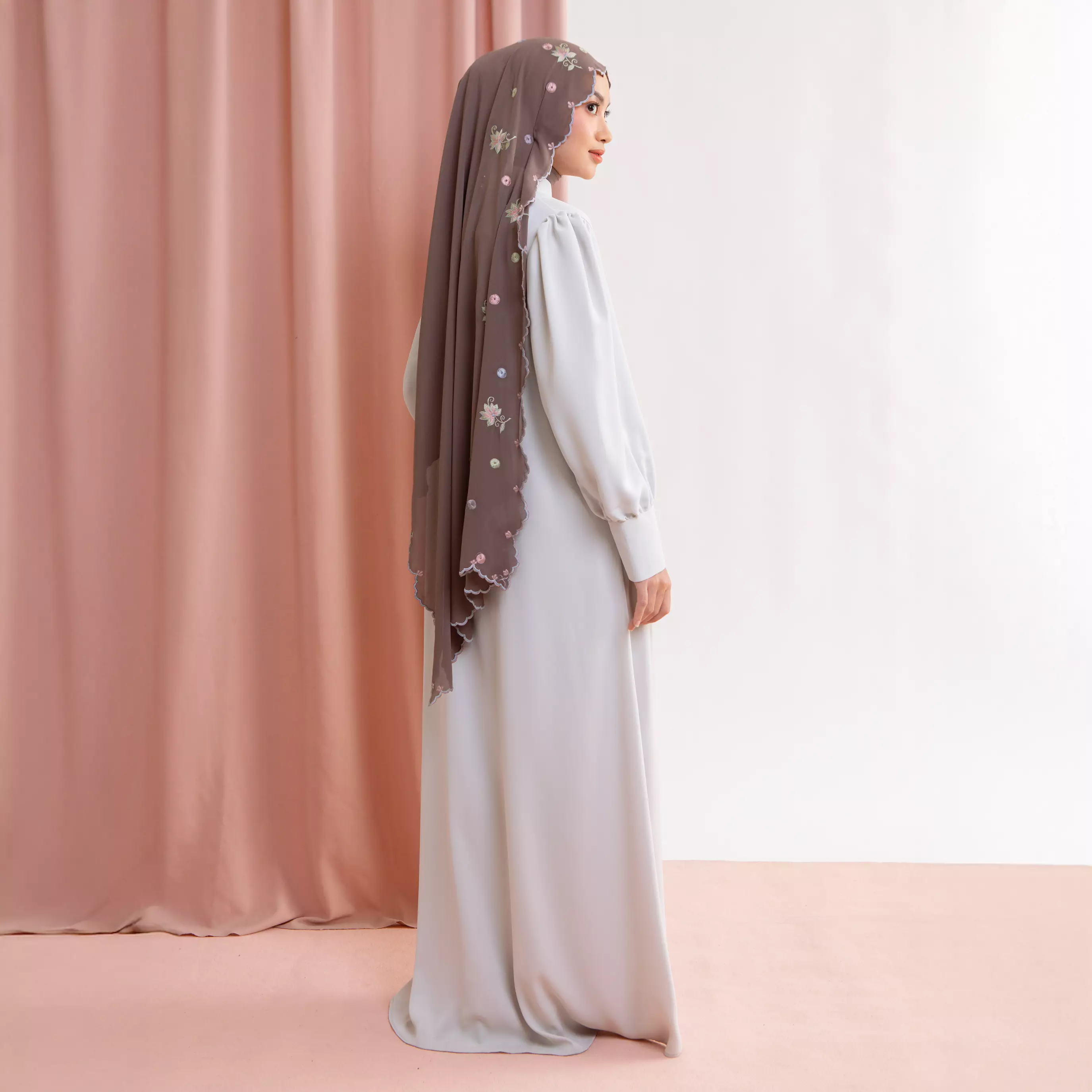 Lesti Dress Lozy x Lesti Sand