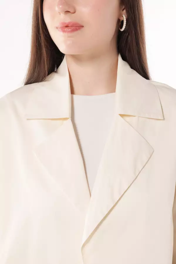 MINIMAL - Blanche - Lightweight Jacket - Off White Colour Offwhite