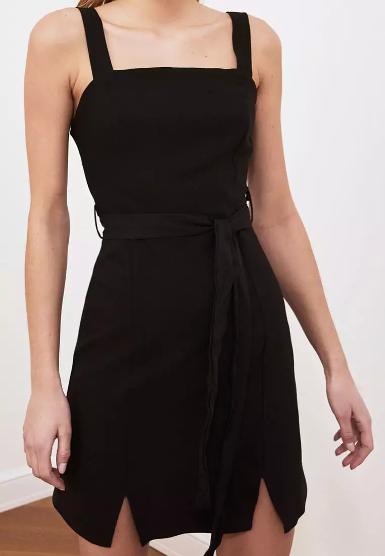 Waist Tie Slit Detail Dress