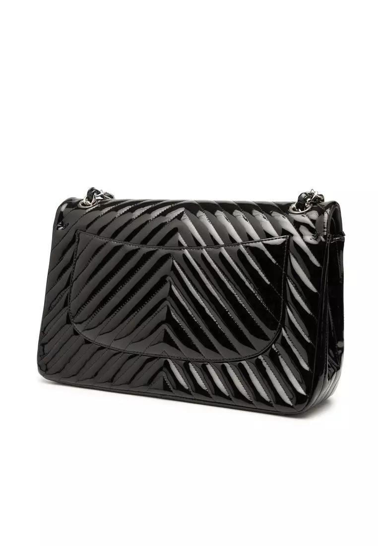 Pre-Loved Chanel Jumbo Classic Chevron Patent Double Flap