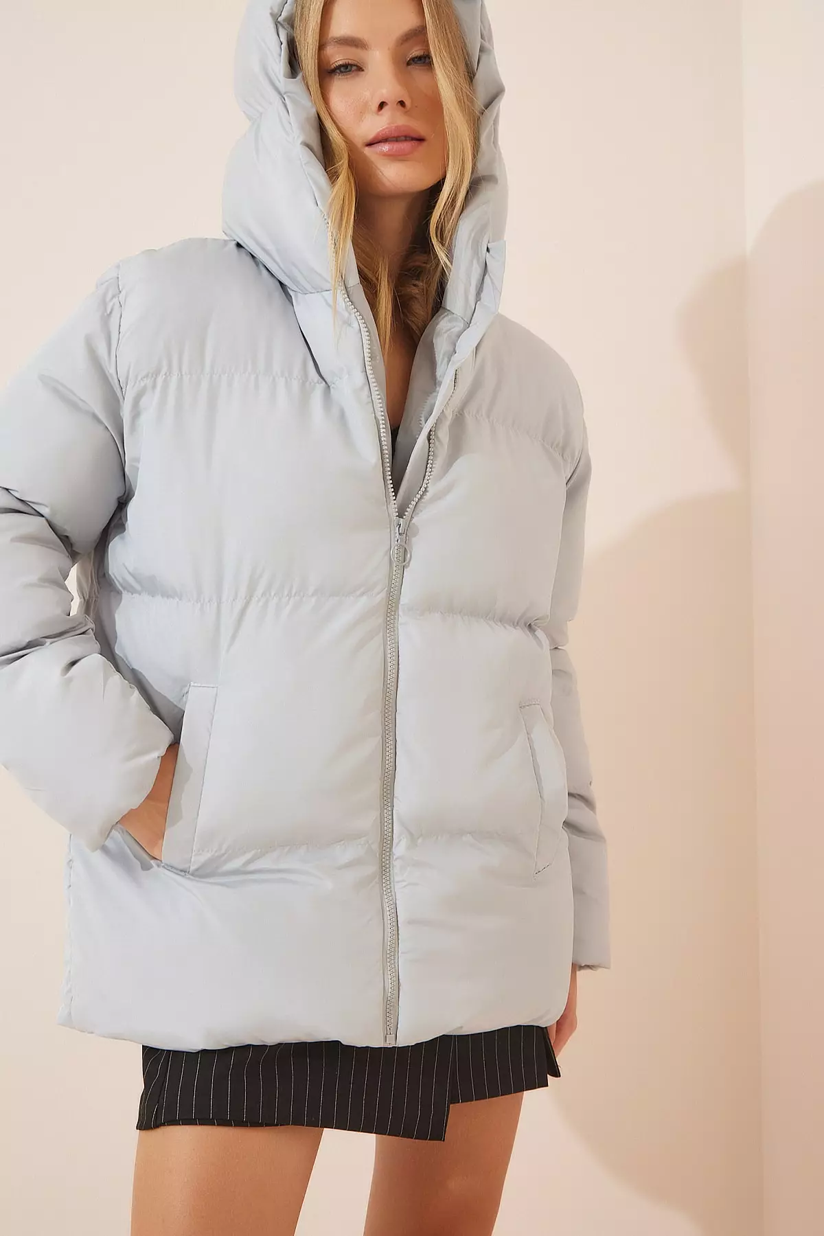 White padded discount jacket womens
