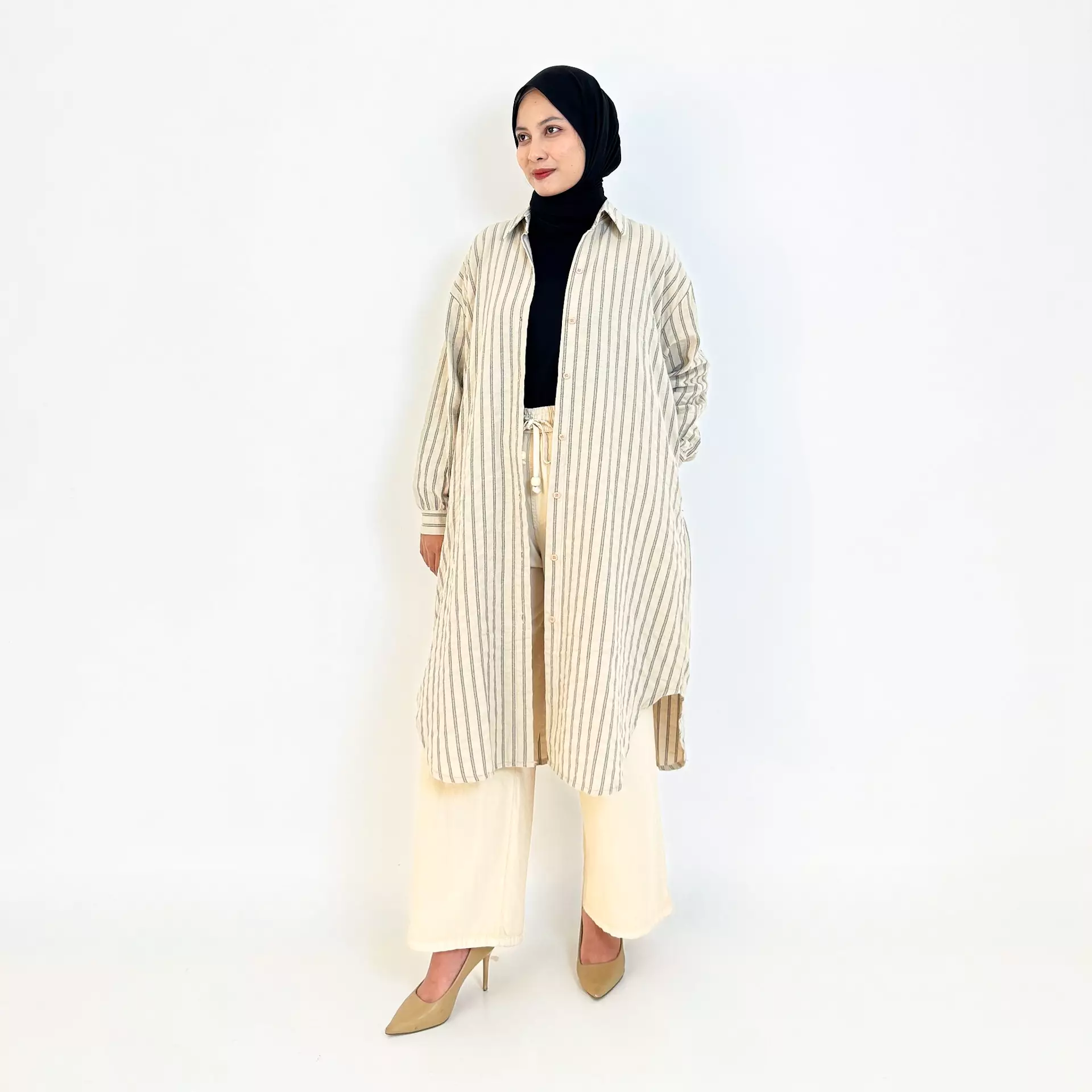 Nay Long Tunic (Kemeja Lengan Panjang Wanita) Krem