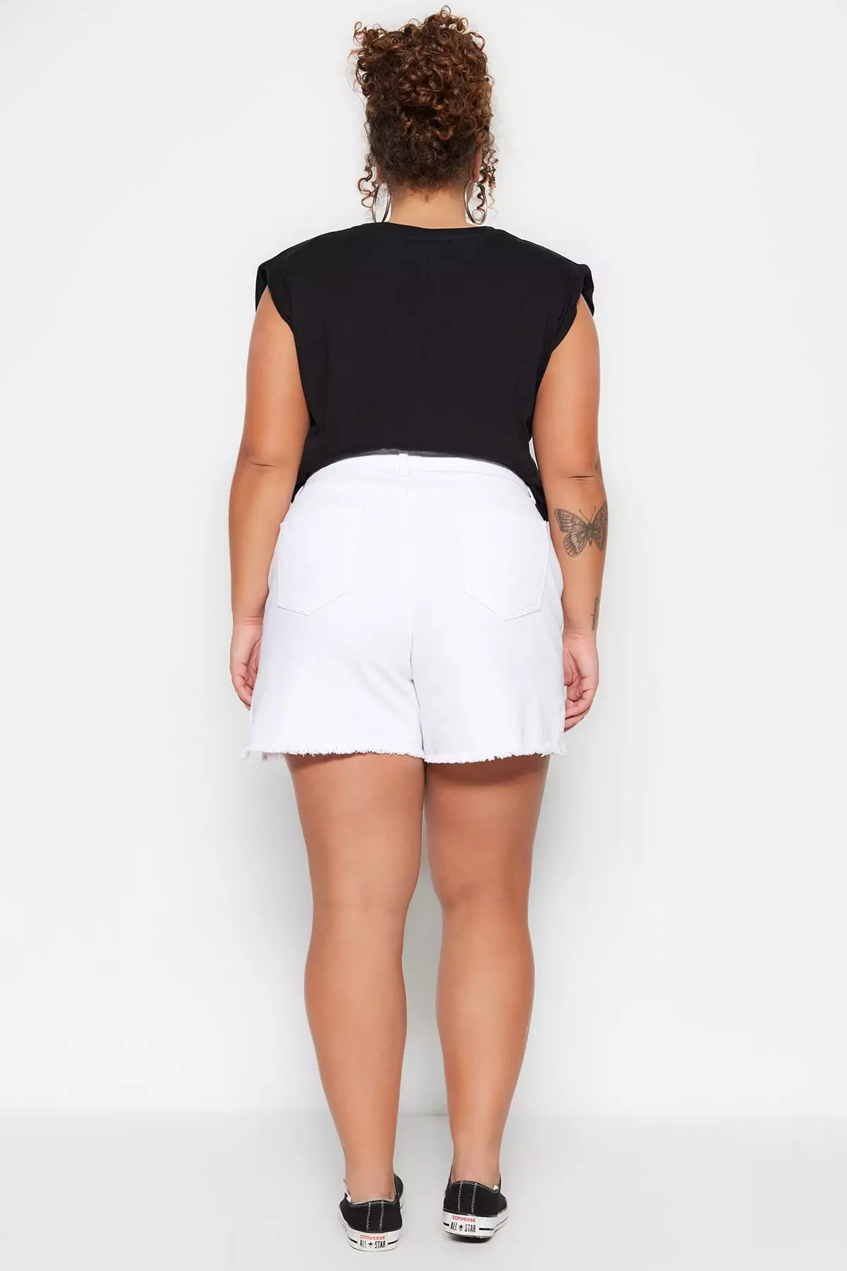 Buy Trendyol Plus Size White High Waist Rigid Wide Cut Shorts