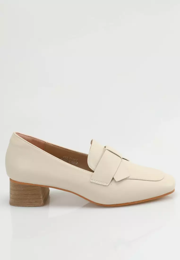 White loafer new arrivals heels