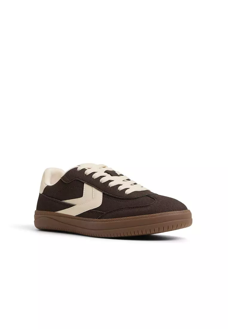 Salome Low-Top Sneakers