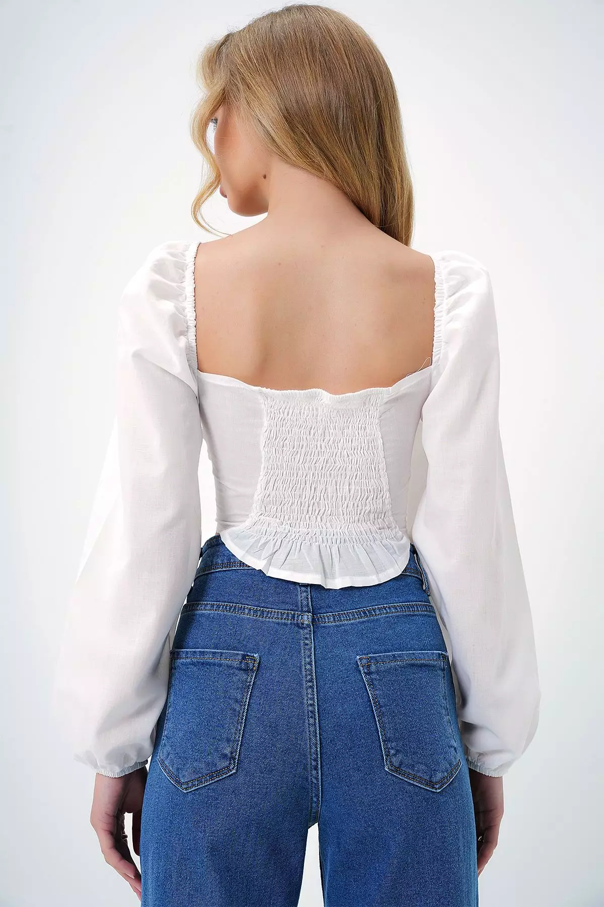 Women's White Square Collar Back Gipel Balloon Sleeve Woven Crop Blouse