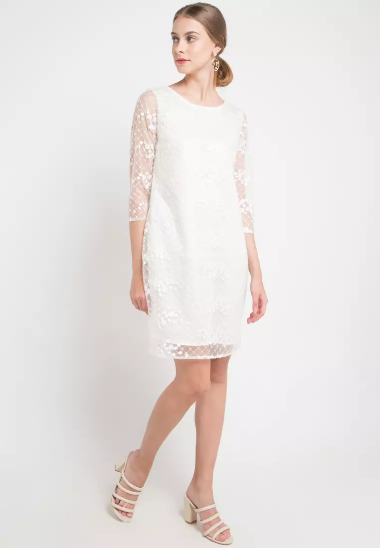 Shary Lace Dress In Offwhite