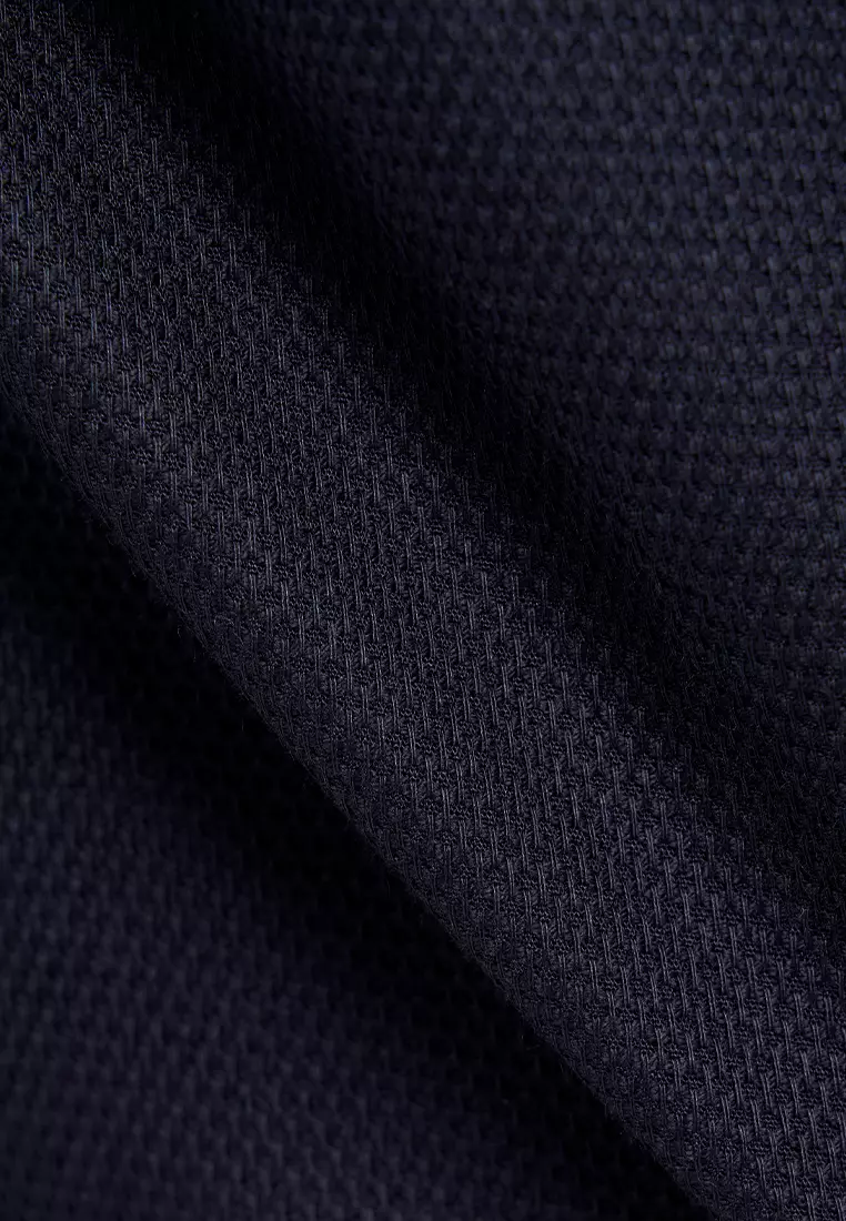 MANZONE - Kemeja Dobby Lengan Pendek Pria Takeshi 1 Comfort Fit - Black Warna Black