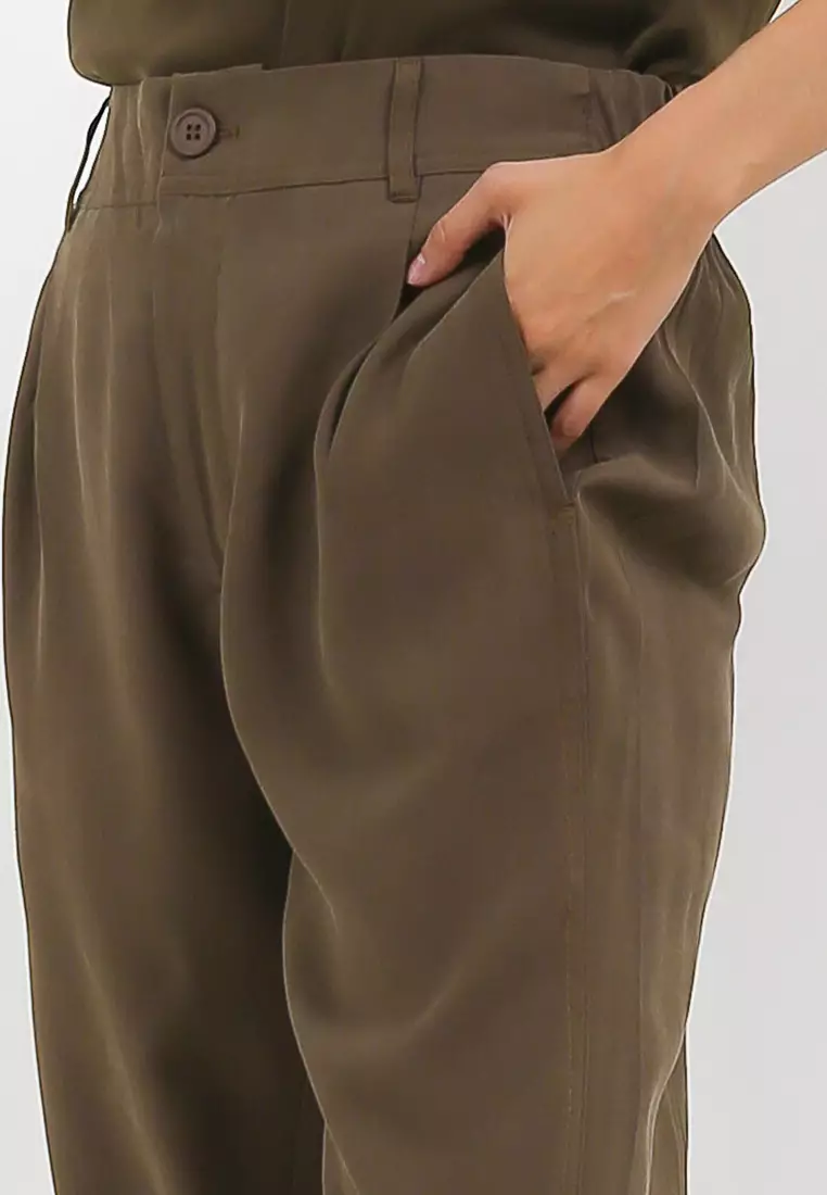 Femme Celana Regular Fit