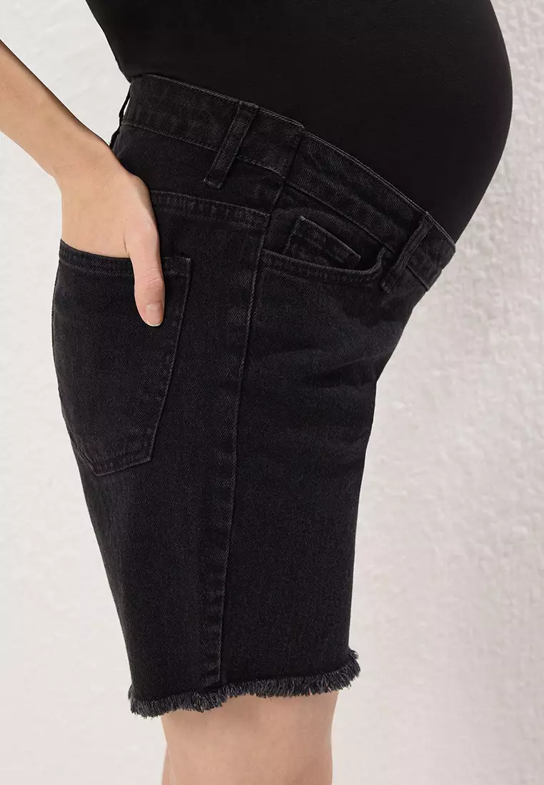 Black Abdominal Panel Maternity Denim Shorts TBBSS25AP00027