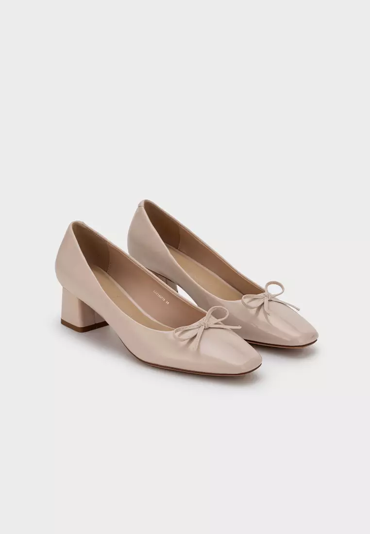 RIBBON DETAIL SQUARE TOE MID HEEL PUMP