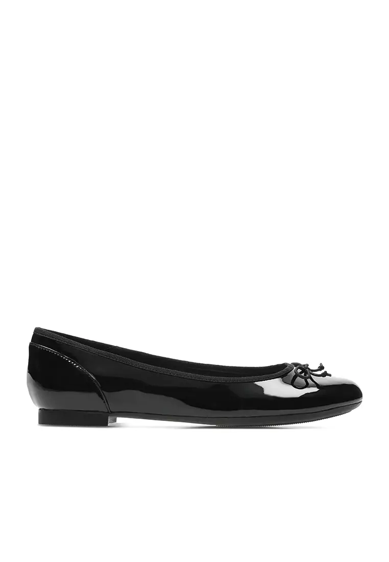 Buy Clarks Couture Bloom Patent Black 2024 Online | ZALORA Philippines