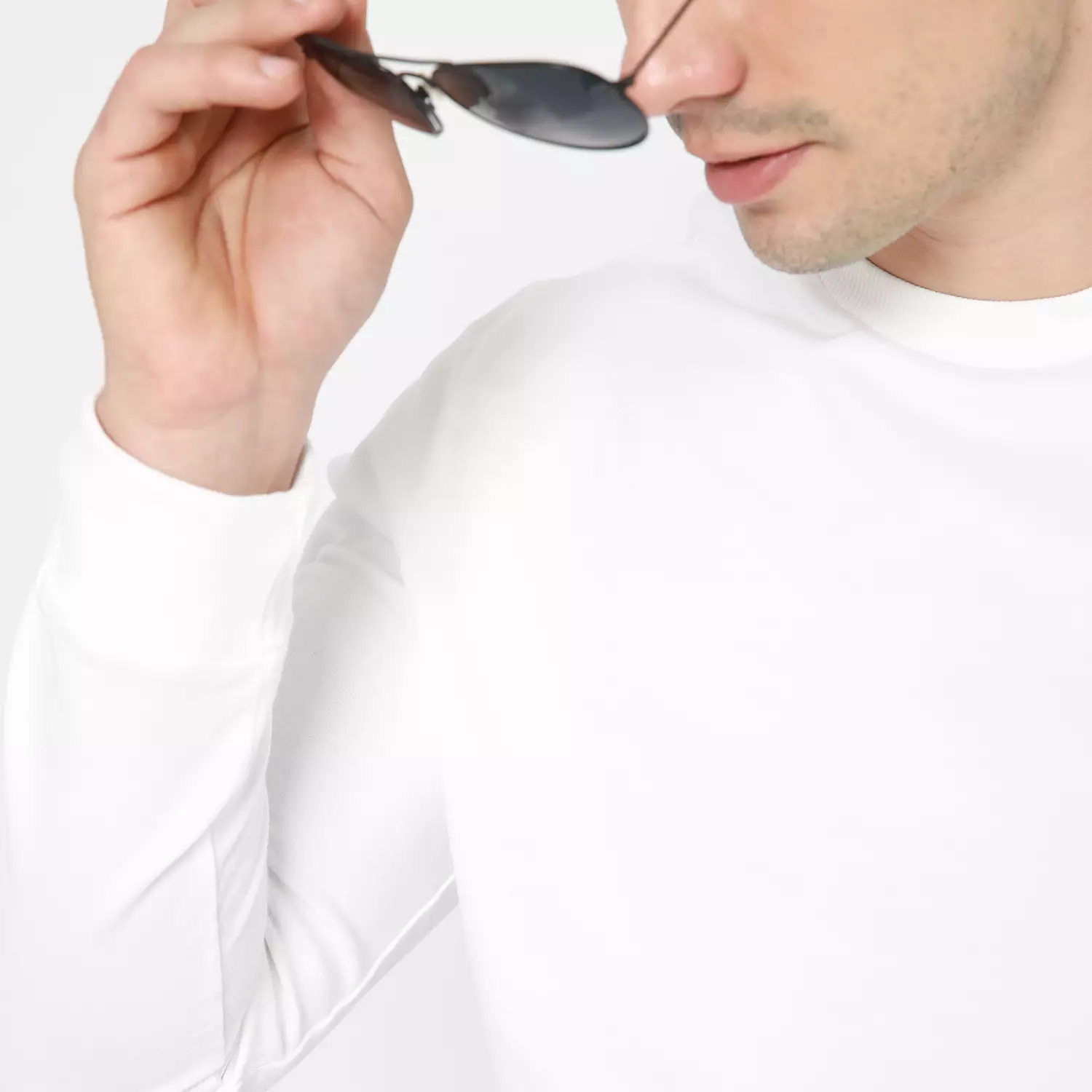 Kale Sweater Sally White/ Sweater Pria Casual / Unisex