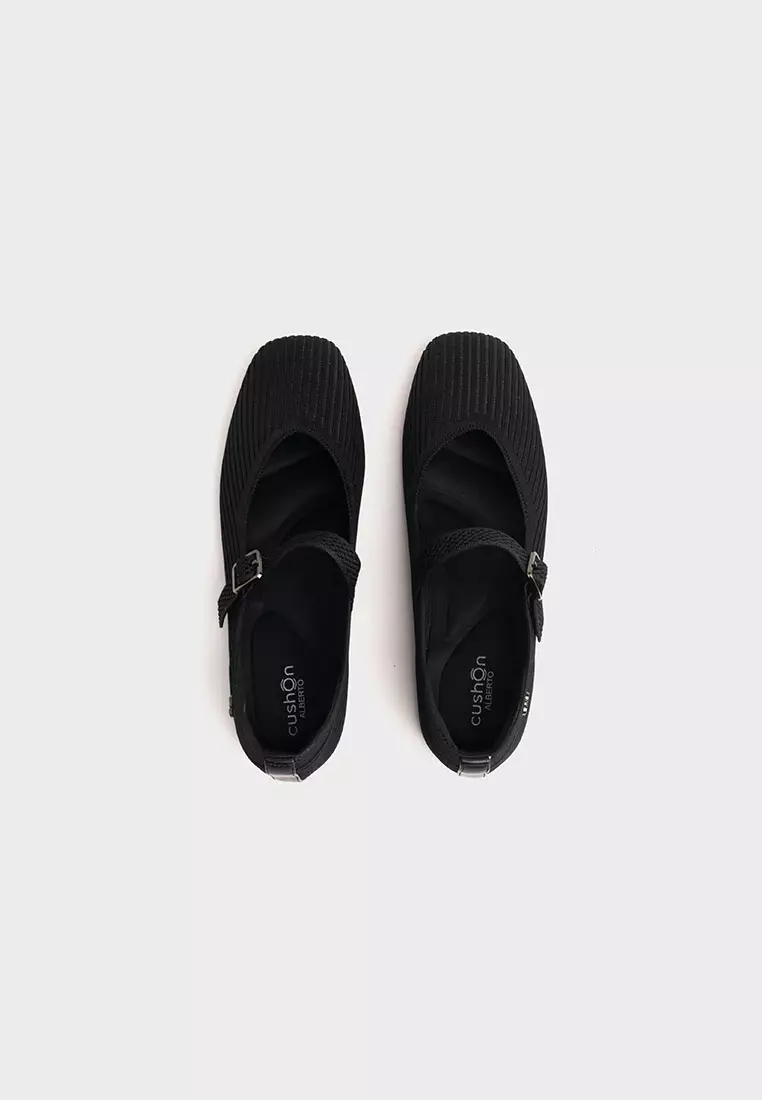 cushOn Women's Gabrielle Flat Shoes