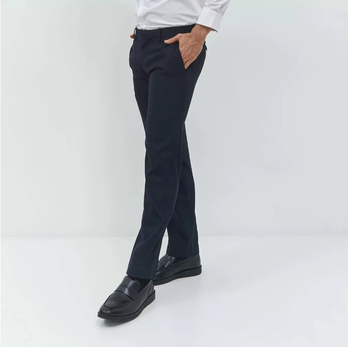 Jobb Nework Celana Panjang Slim Fit Navy Warna Navy