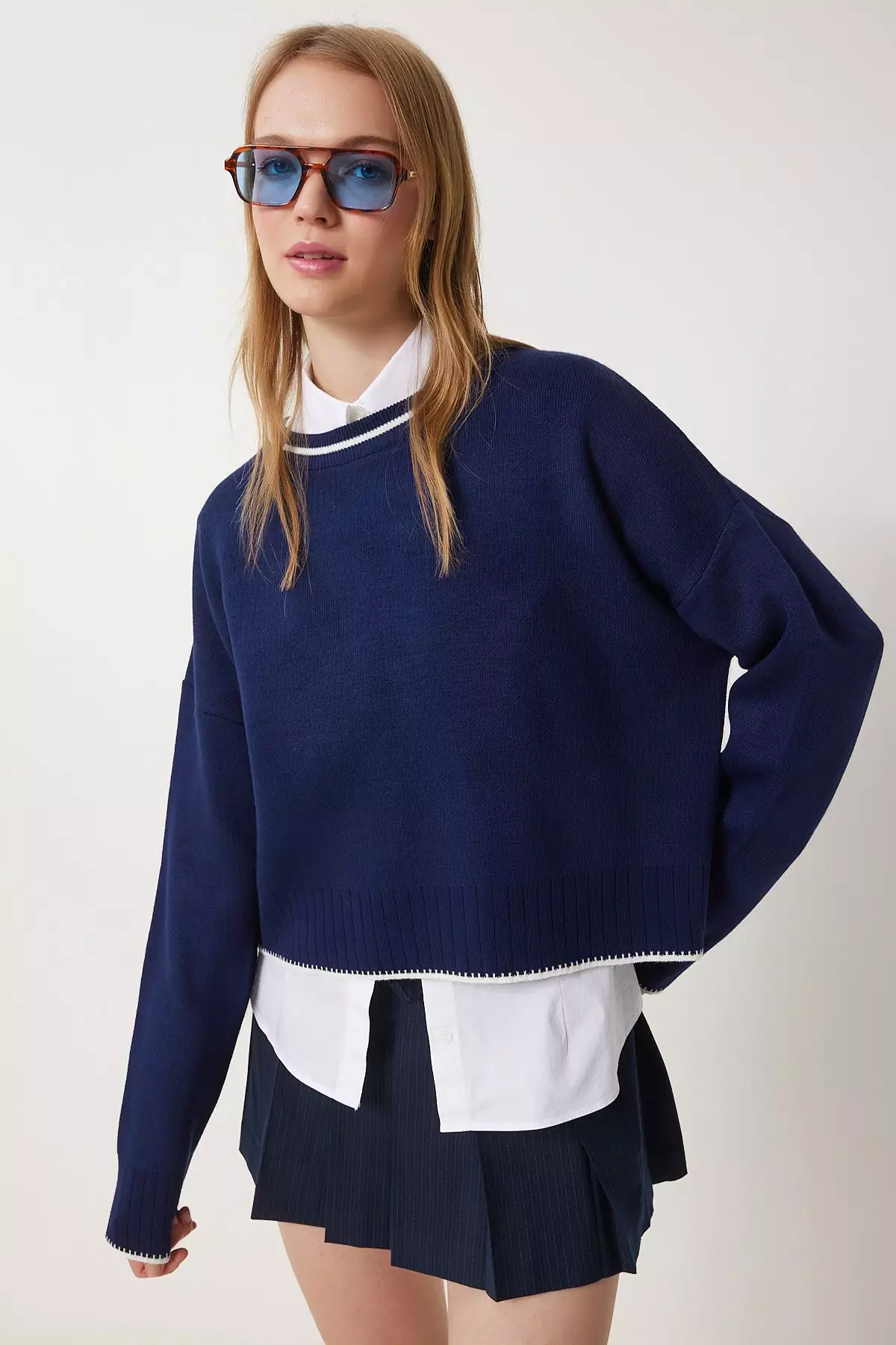 Contrast Trim Jumper