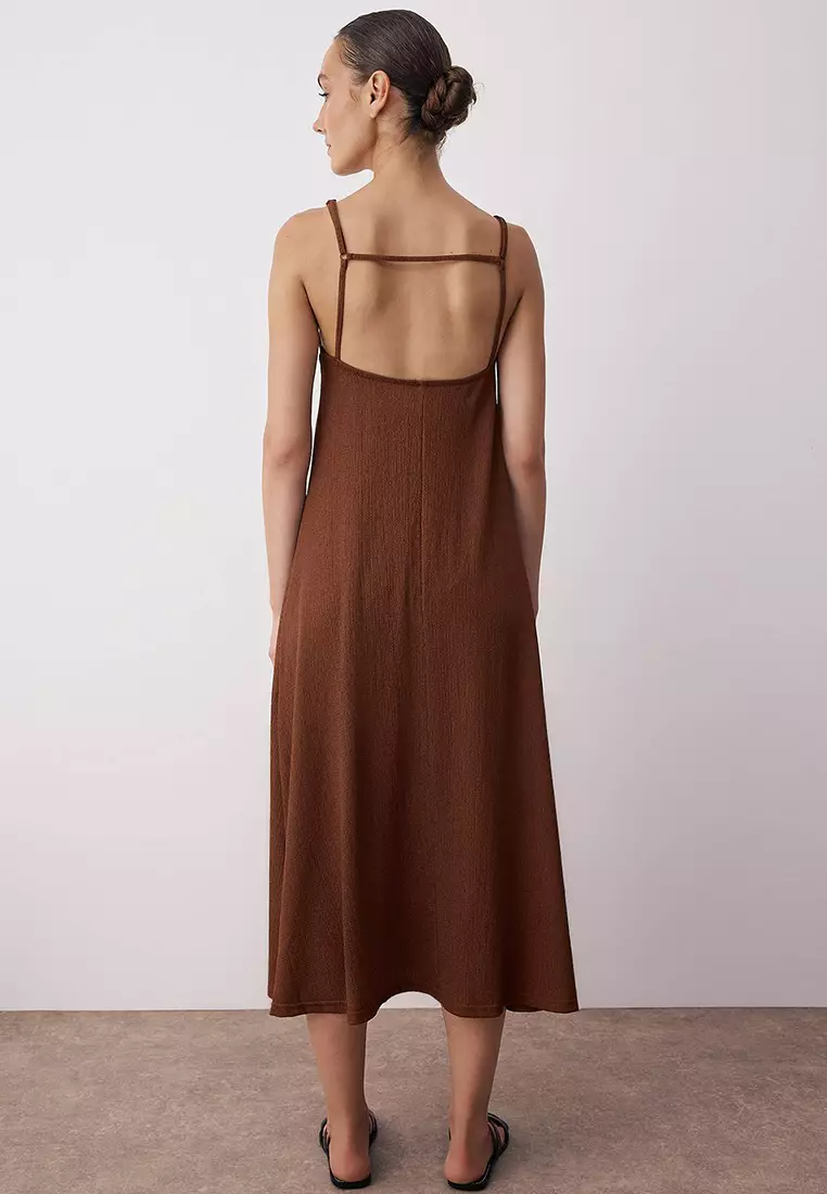 Brown Plain Adjustable Strap A-Line Crepe/Textured Knit Maxi Dress Twoss24El00060