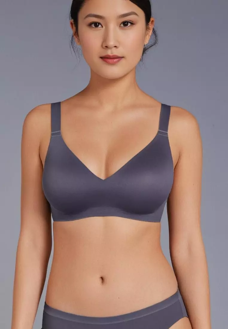 3 Pack Premium Melissa Seamless Wireless Padded Support Bra in Nude, Blue and Black