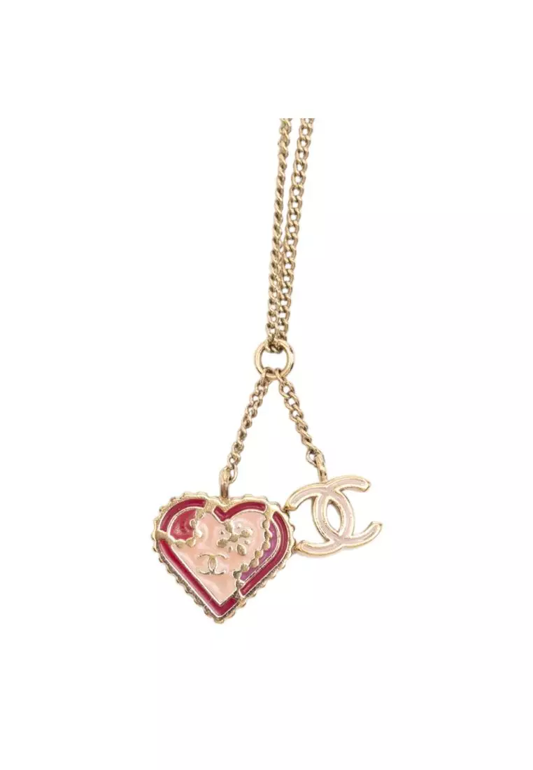 Pre-Loved Chanel Cc Gold Plated Laquered Heart Pendant Necklace