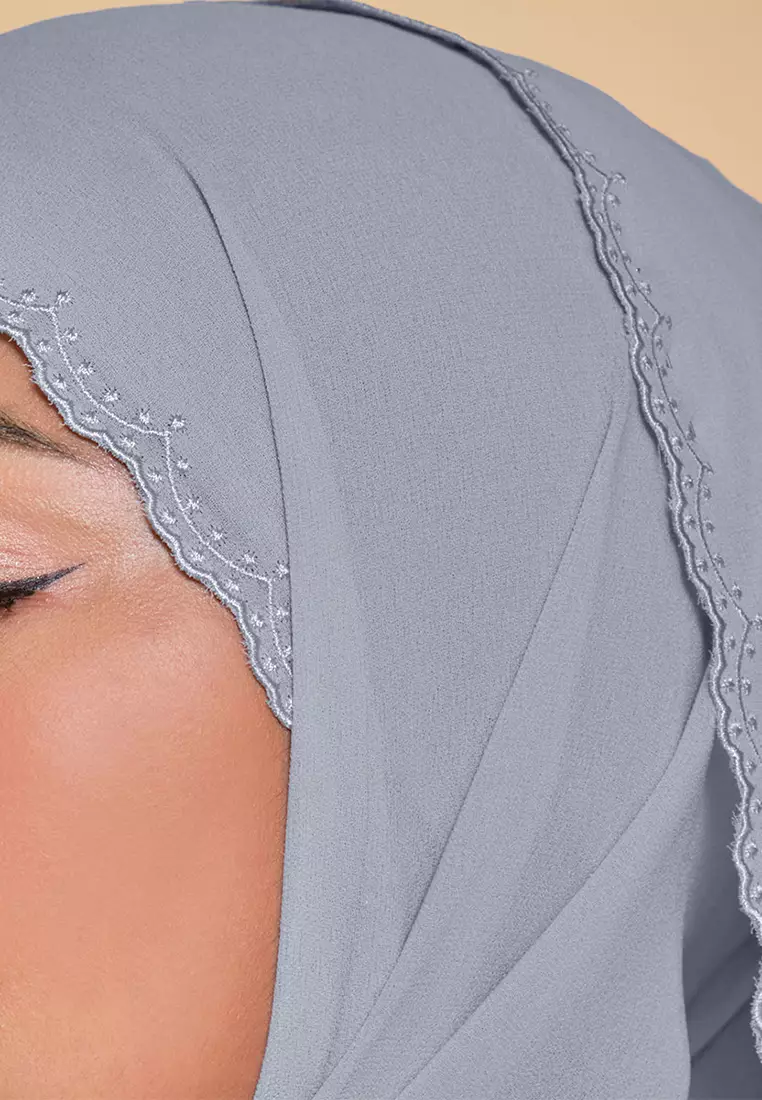 Tanuja Embroidered Scallop Headscarf - Ash Blue
