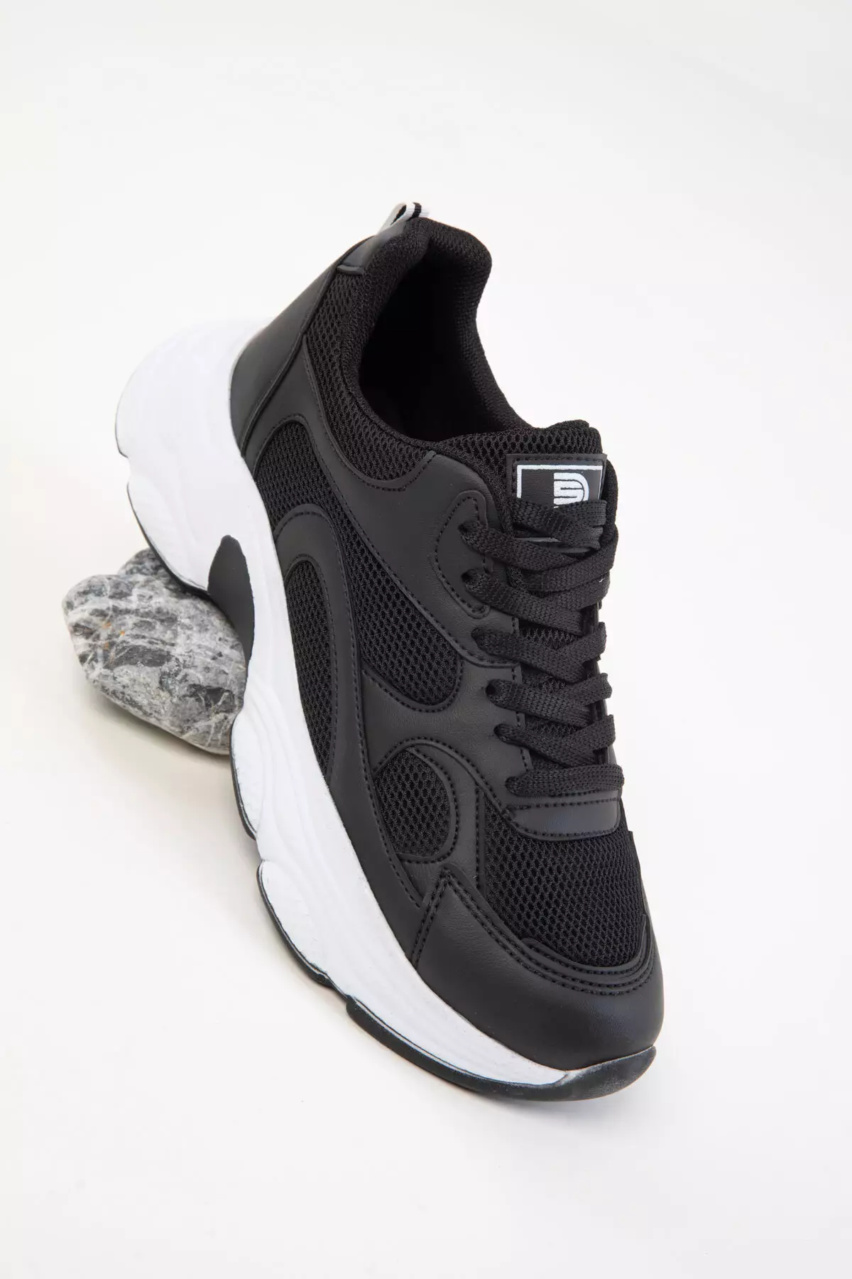 Black Women's Sneaker 20566