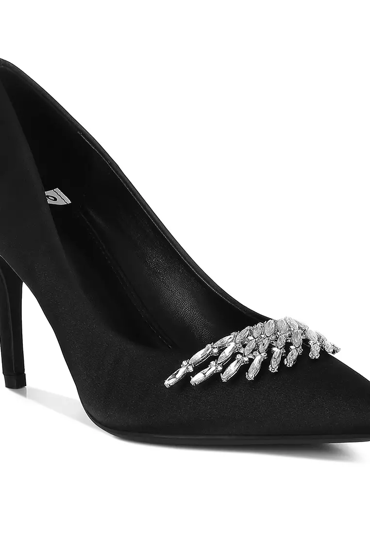 Diamante Brooch Detail Satin Pumps In Black