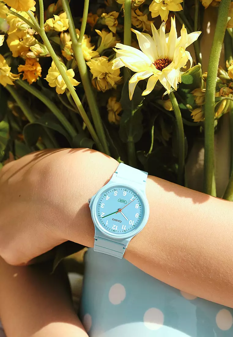 Pop Series Women Analog Watch LQ-24B-2B Blue Resin Strap