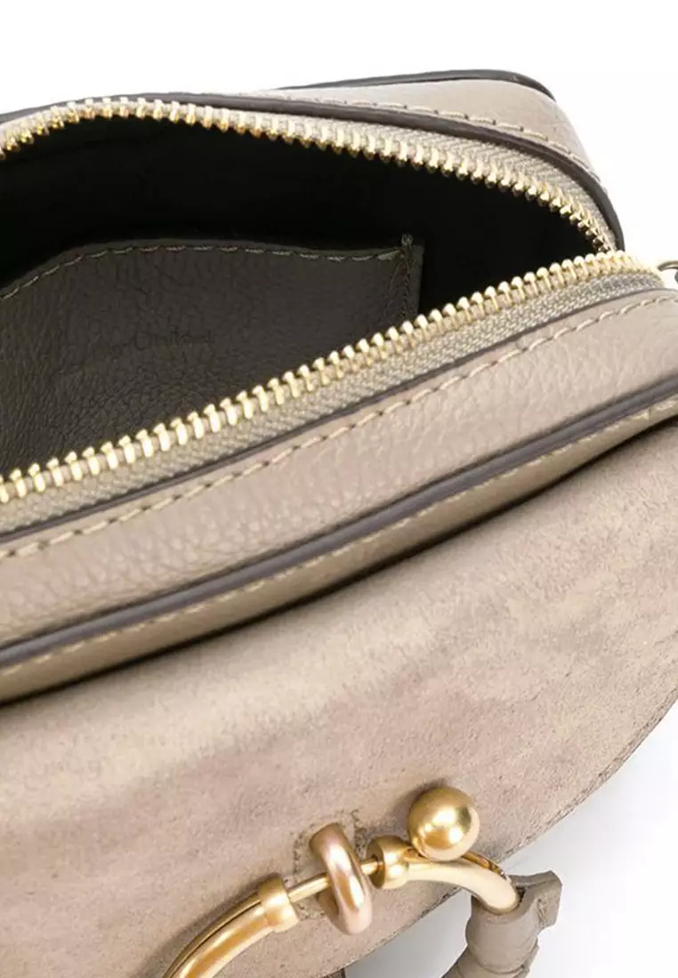 Joan Camera Bag in Motty Grey