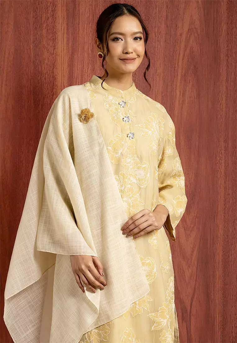 NARITA KURUNG SET WITH SHAWL