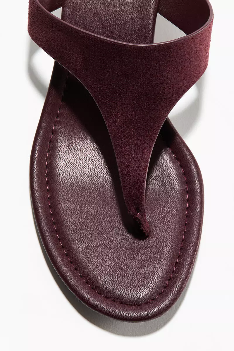 Kitten-heeled sandals
