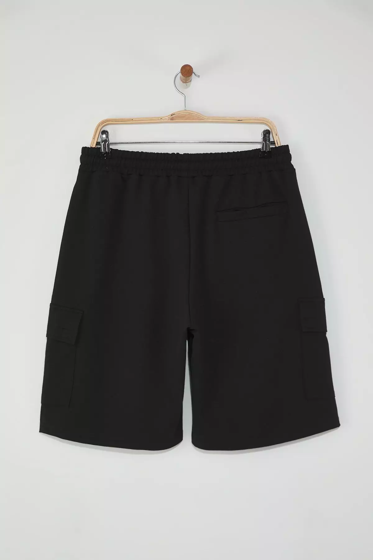 Black Oversize/Wide Cut Hidden Cord Elastic Waist Cargo Pocket Labeled Shorts TMNSS24SR00018