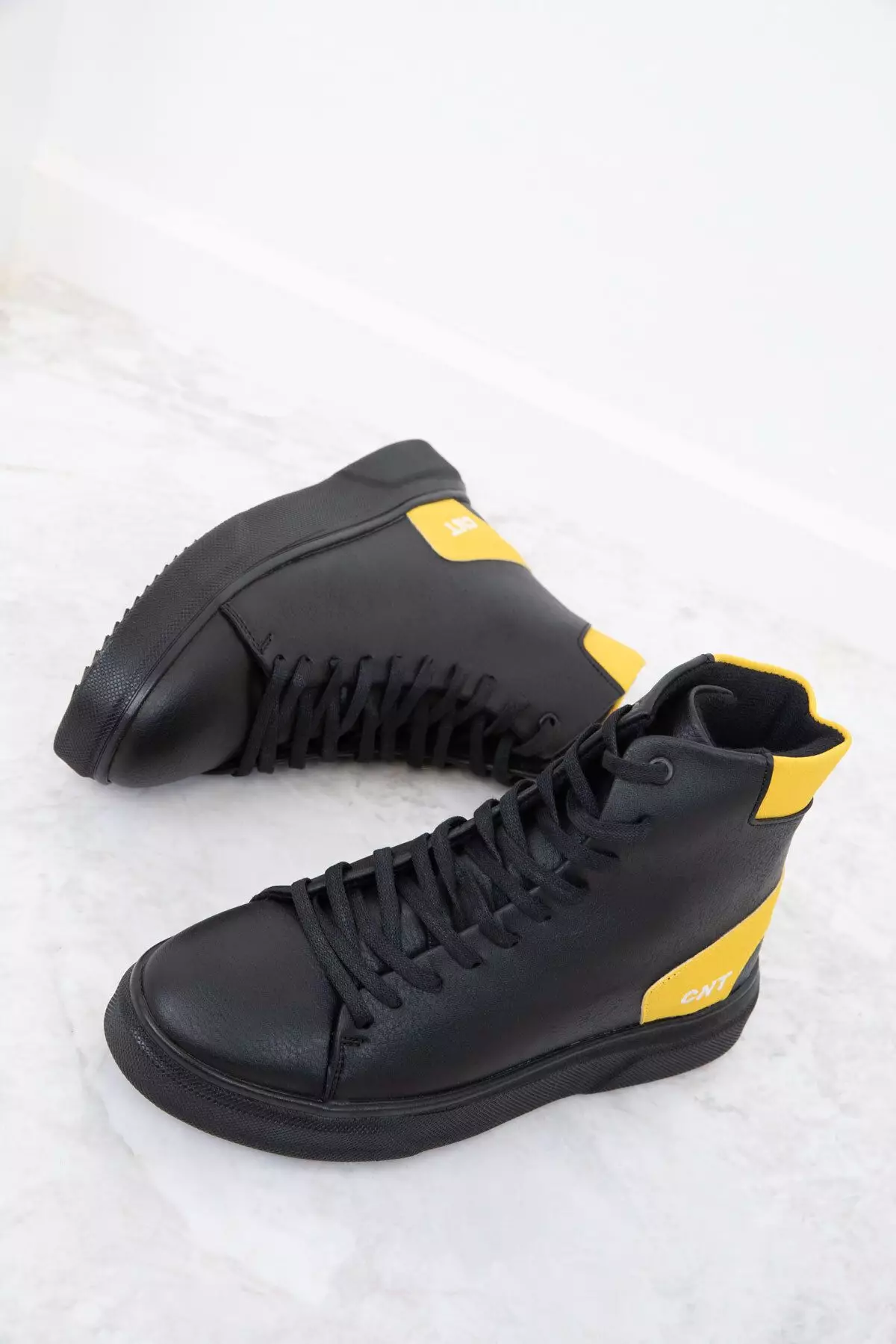 Discount on Soho  shoes - SKU: High-Cut Sneakers