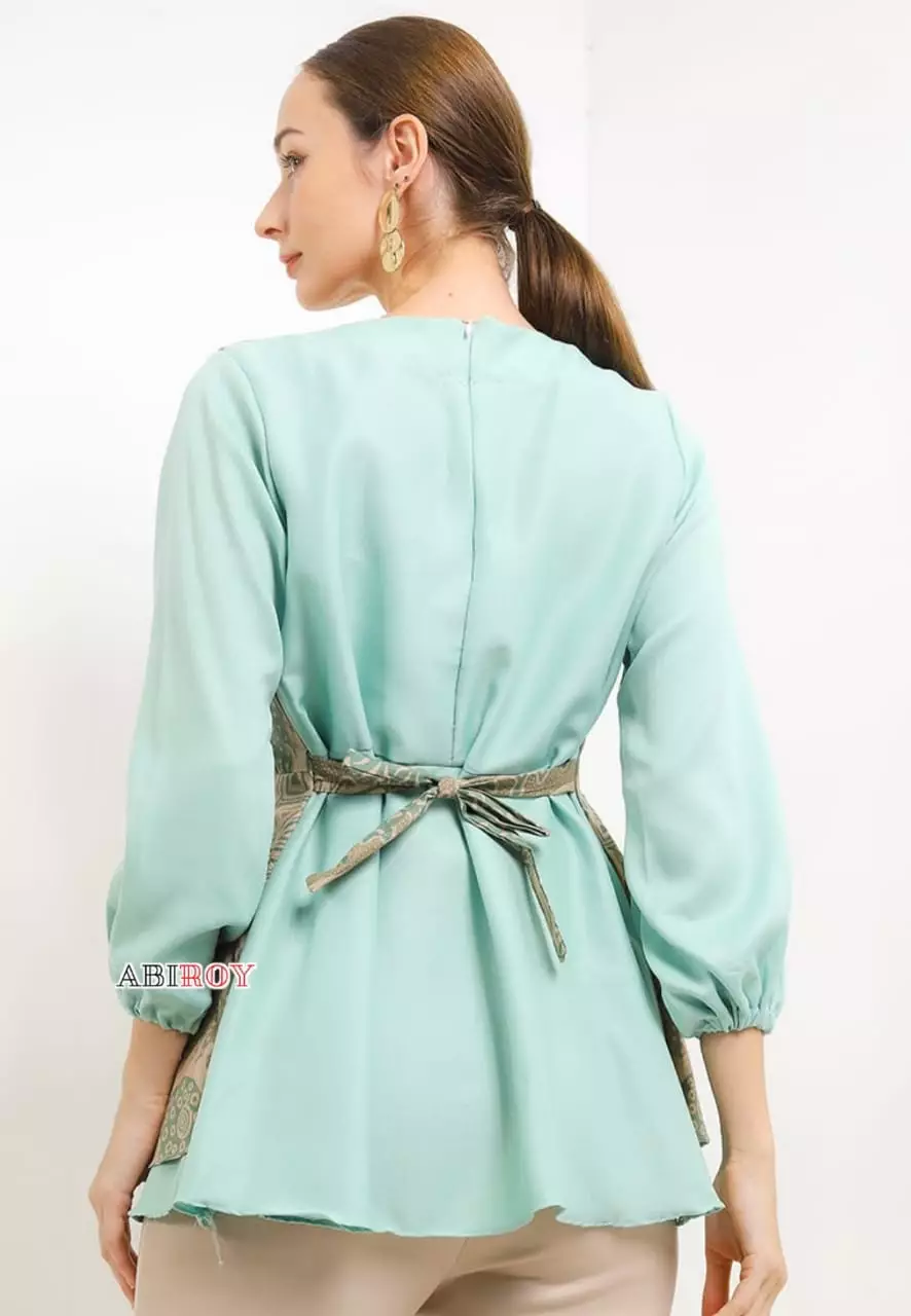 Blouse Bati Pungkas Hijau Premium Slimfit Elegant NLN
