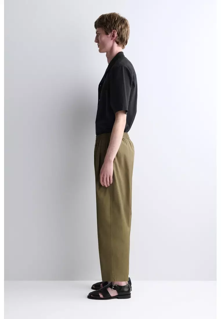 CROPPED ELASTICATED RELAXED-FIT WIDE-LEG TROUSERS