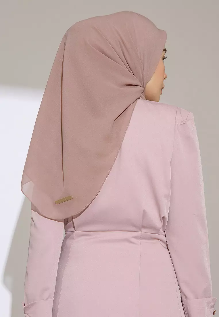 Ovel Square (Hijab Segiempat Oval Lozy x Hamidah) Dark Nude Pink